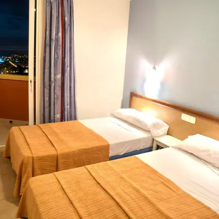 Apartamento, pool, próxima a restaurantes, playa em Tenerife Sur Costa Adeje (Tenerife)