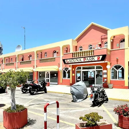 Apartamento, pool, próxima a restaurantes, playa em Tenerife Sur Apartamento