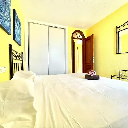 Apartamento, pool, próxima a restaurantes, playa em Tenerife Sur *