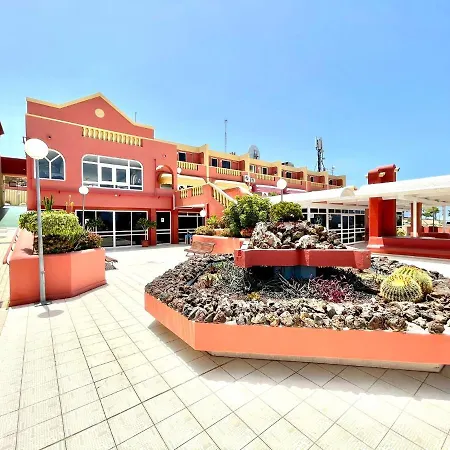 Apartamento, pool, próxima a restaurantes, playa em Tenerife Sur