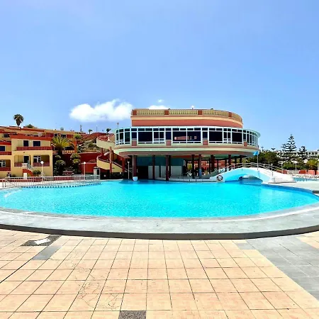 Apartamento, pool, próxima a restaurantes, playa em Tenerife Sur Apartamento *