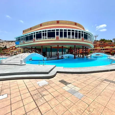 Apartamento, pool, próxima a restaurantes, playa em Tenerife Sur Costa Adeje (Tenerife)