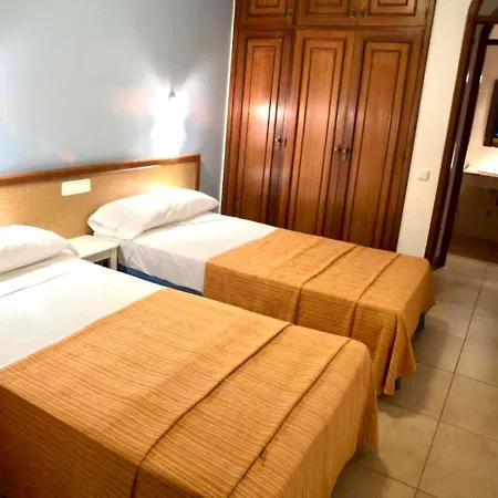 Apartamento, pool, próxima a restaurantes, playa em Tenerife Sur Apartamento